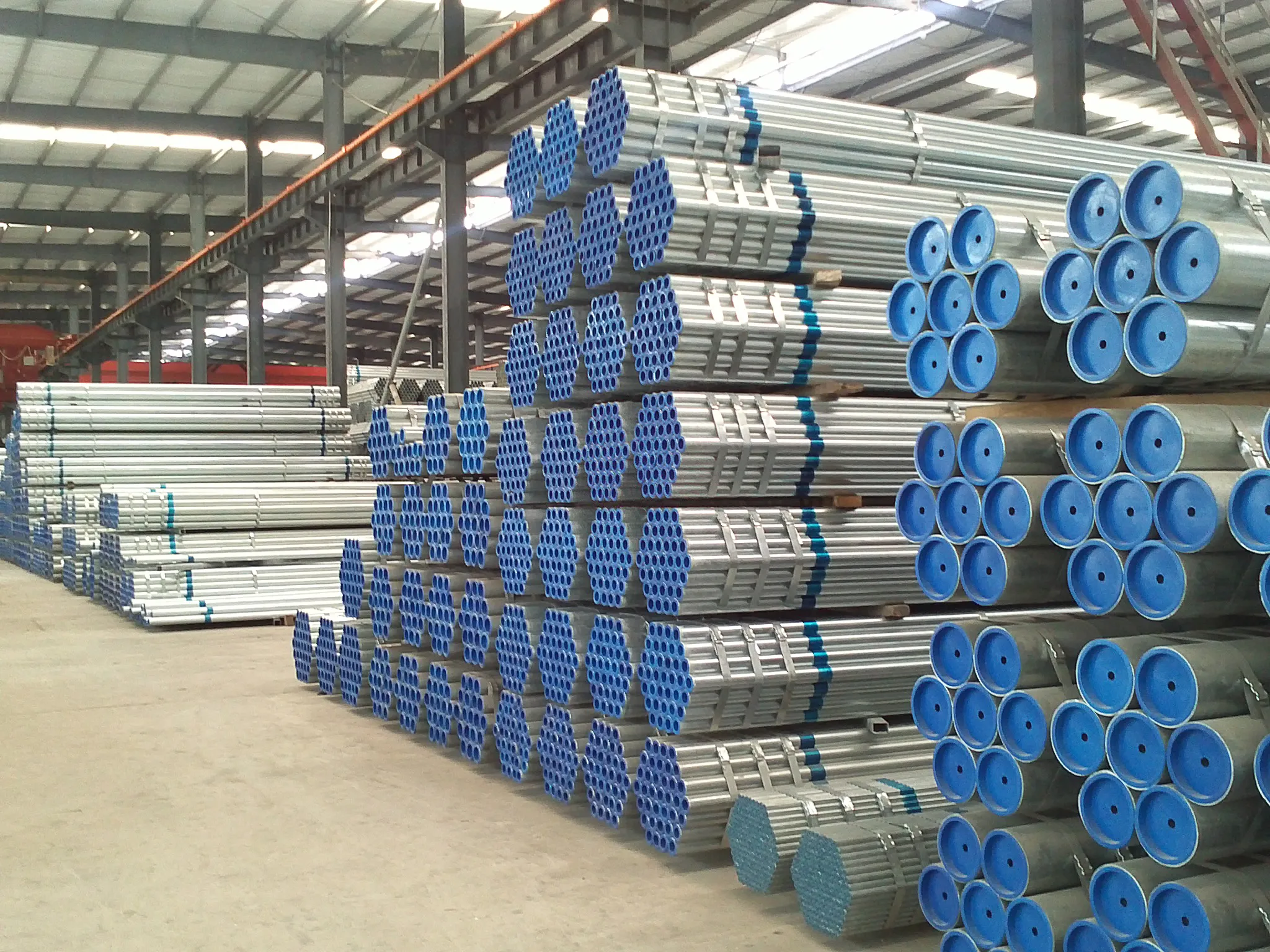 Galvanized steel pipe